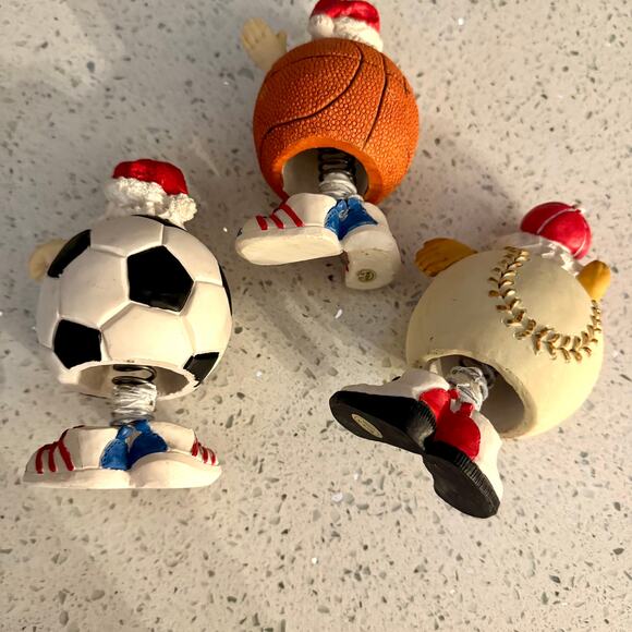 3 Vintage Sports Santa Christmas Bobblehead Figurines Soccer Baseball Basketball - Picture 6 of 12